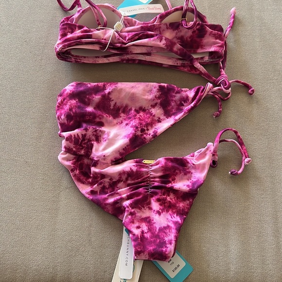 ** SALE **Beach Bunny Chanel Iman Bikini various size - Picture 7 of 7
